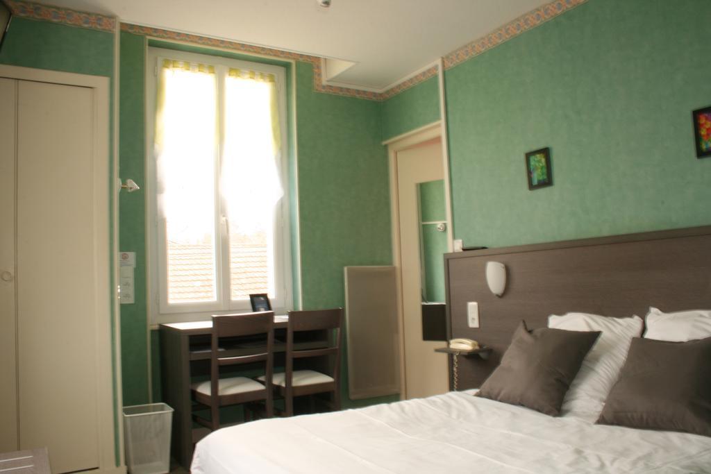 Logis Hotel Galland Killiney Εξωτερικό φωτογραφία
